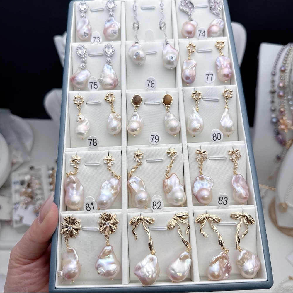 0315 New Unlisted Flame Ball Pearl Earrings - Picture 6 of 6